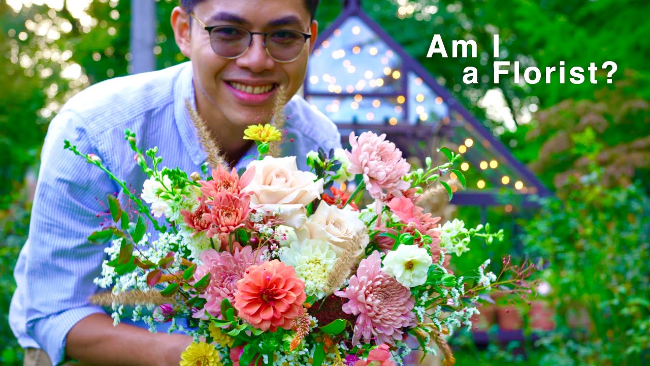 Garden Style Bridal Bouquet, Autumn Foliage & Flowers for Wedding Centerpiece