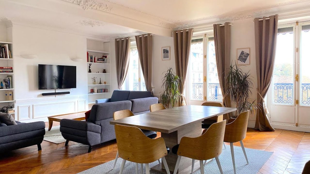 Marvellous Sunbathed 3BR at the heart of Paris | Paris, France | Hotel Review 🛏️