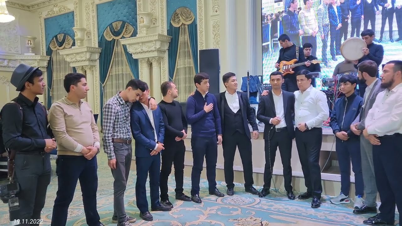 Do'st bo'lsang yonimda tur Samarqand to'y