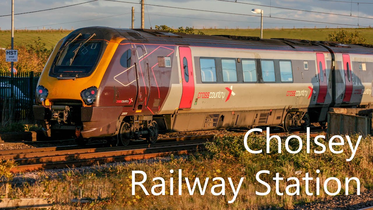 Trains at Cholsey Railway Station