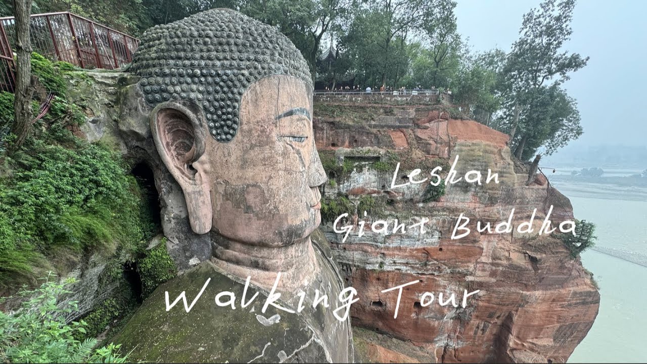 Leshan Giant Buddha - Walking Tour - Sichuan, China - 4K