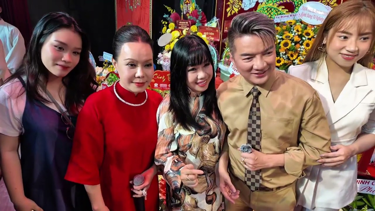 Bạch Lan Cúng Tổ Cùng ACE Nghệ Sĩ Tại SK Nghệ Thuật Trương Hùng Minh #damvinhhung #bachlan 