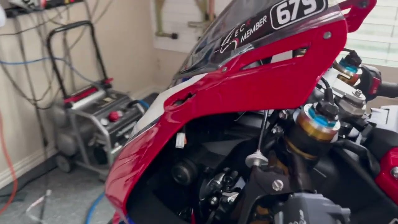 2025 Honda CBR 1000RR-R Fireblade SP: Bonamici Mirror Block Off from MOTO-D Racing