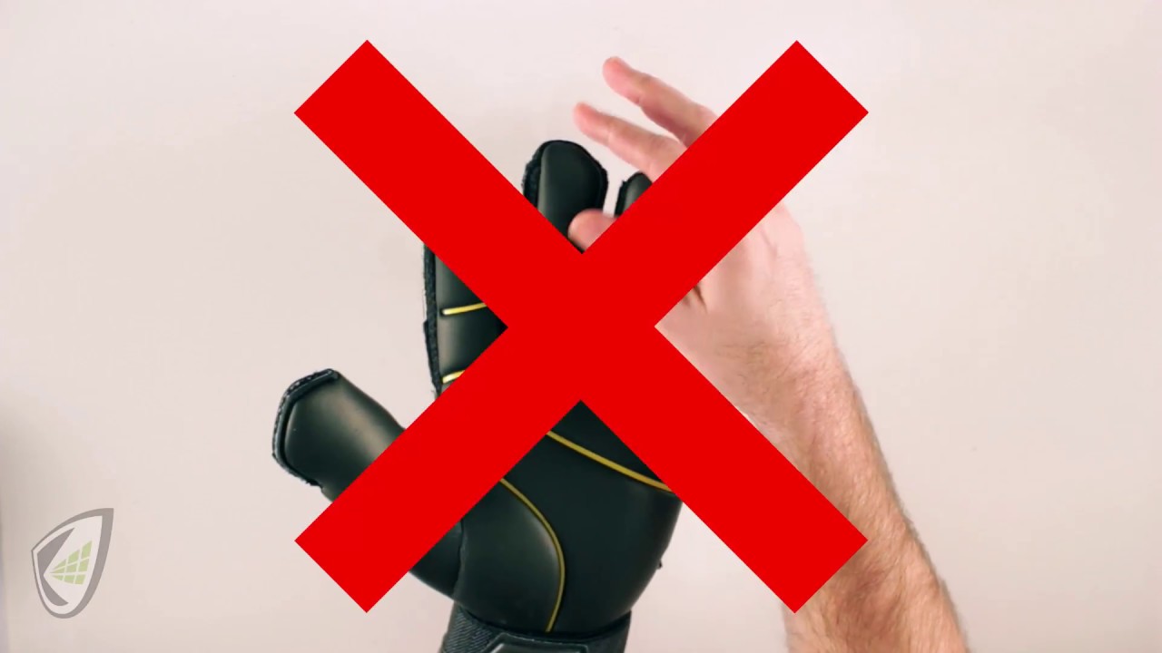 How to Determine Size and Correct Fit of Your Goalkeeper Gloves