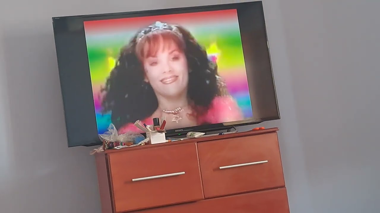 Escuchando músicas al revés 😱😱