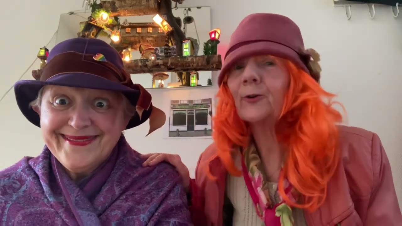 Soelaas voor de ontsnapten #theater #zotheid #absurdisme #humor #ouderen #typetjes #sketches