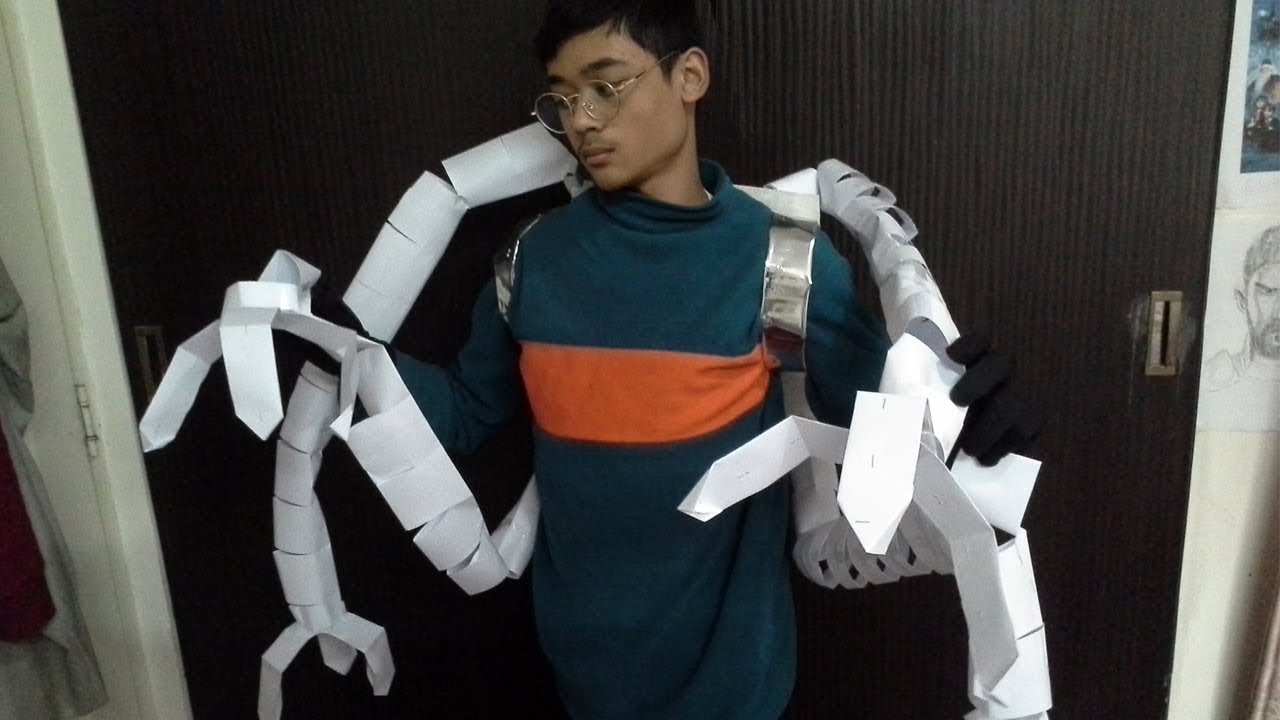 DIY PAPER Doctor Octopus Tentacles PROP in under 30 minutes!! |Spiderman No Way Home|
