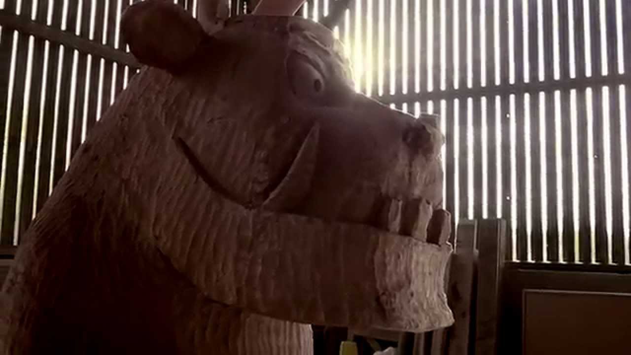 Gruffalo World - Gruffalo Chainsaw Carvings, The Monster Appears!