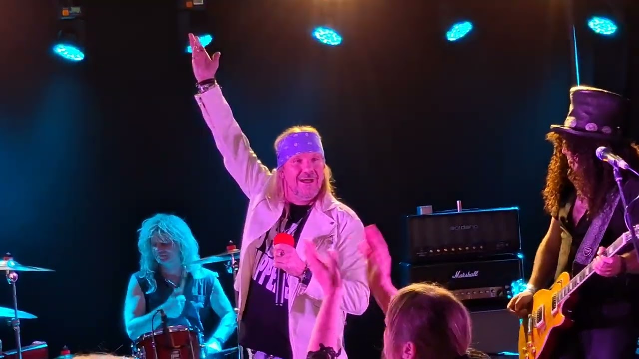 Knockin' On Heaven's Door | GNR - Australian Guns N Roses Show