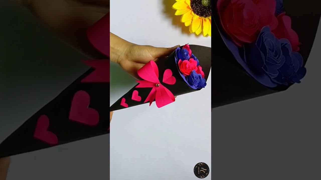 DIY Valentines Day Bouquet 💐 #shorts #viralshort #craftideas #valentinesday