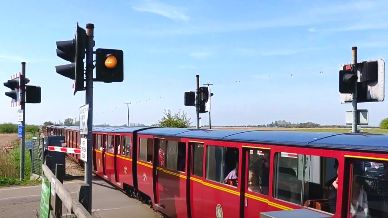 Botolphs Bridge Level Crossing, Kent