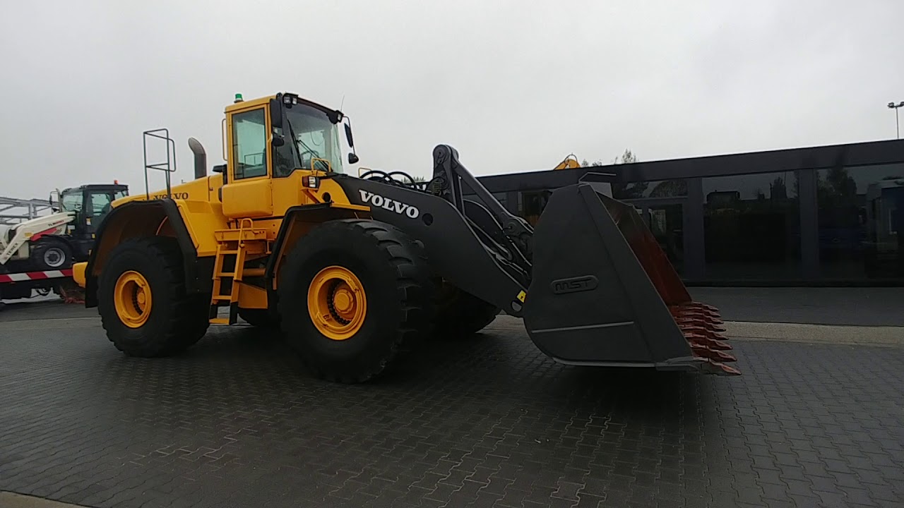 VOLVO L220E