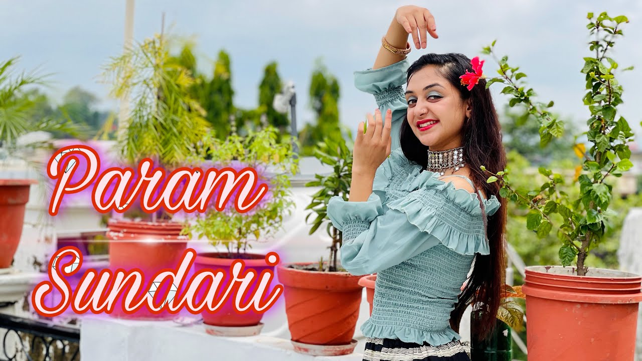 Param Sundari Dance || Kriti Sanon || Megha Chaube