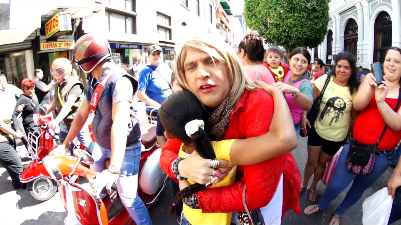 Doña Merry y La Abrazadera