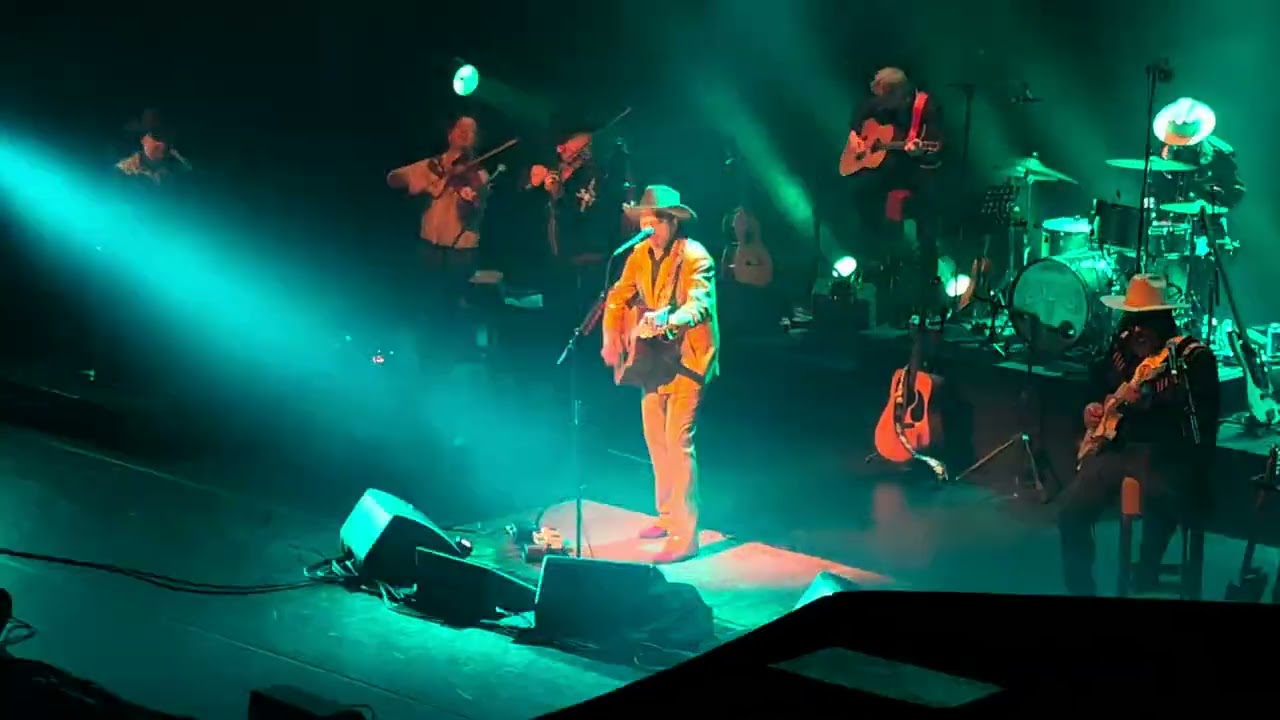 Waylon - Can't believe you're gone live schouwburg Tilburg 17-01-2026