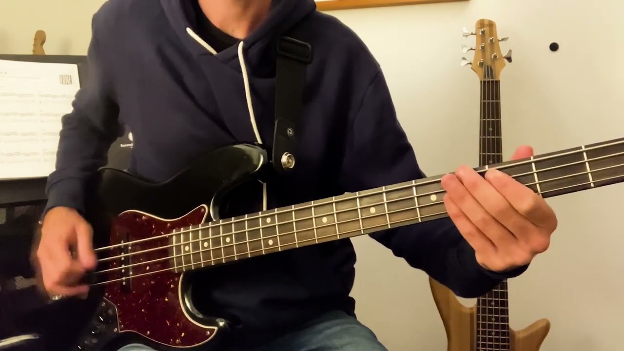 Bass Cover - 