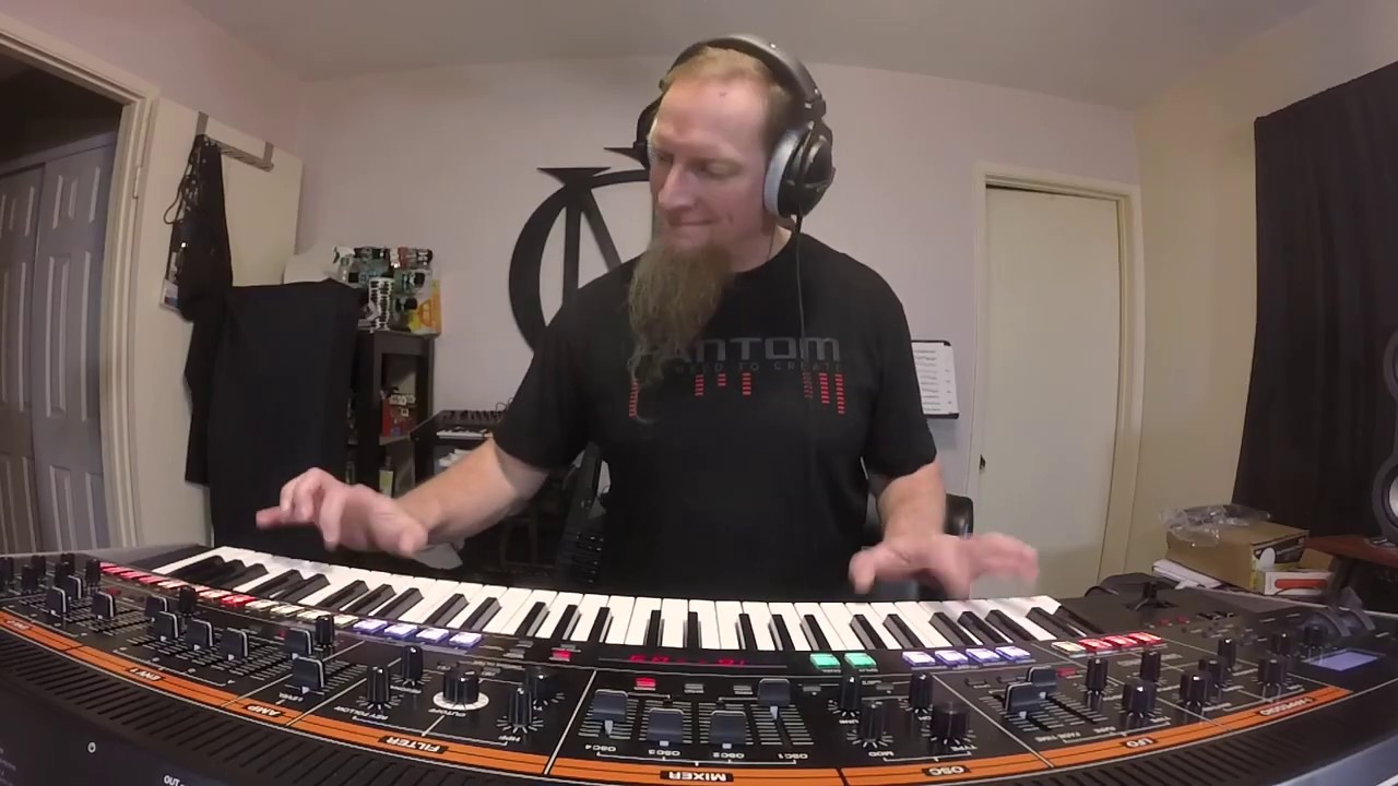 NAMM 2020 -Roland JUPITER-X DEMO - LIVE - Changing Scenes in a Performance