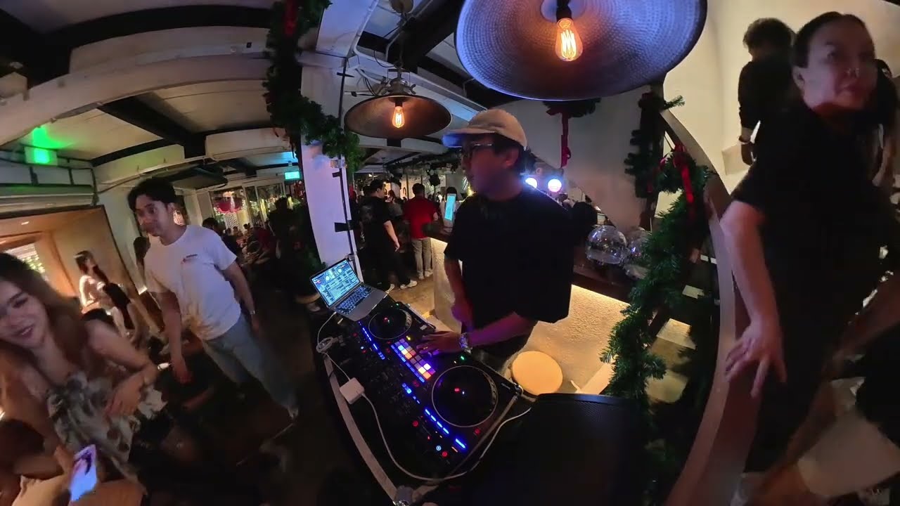 DJ GOB at Home Ekkamai (TGIF)