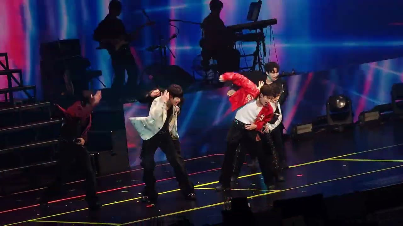20250112 INFINITE 15th concert limited edition in Macau 내꺼하자