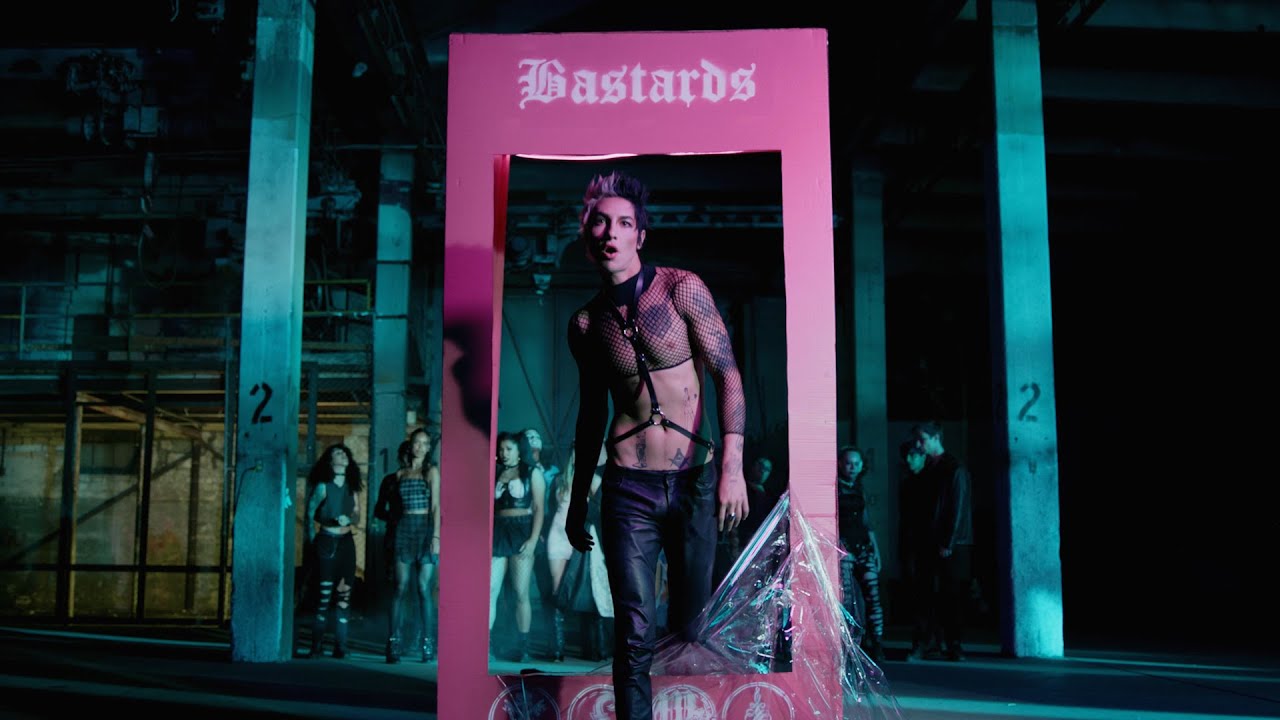 PALAYE ROYALE - Punching Bag (Official Music Video)