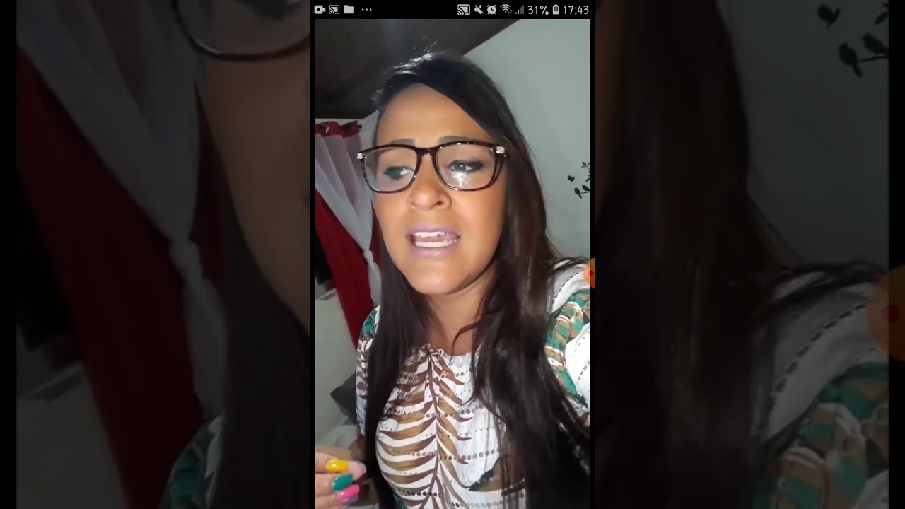 Danielle Mara - Pr&eacute;via &aacute;rvore cortada (Valeska)