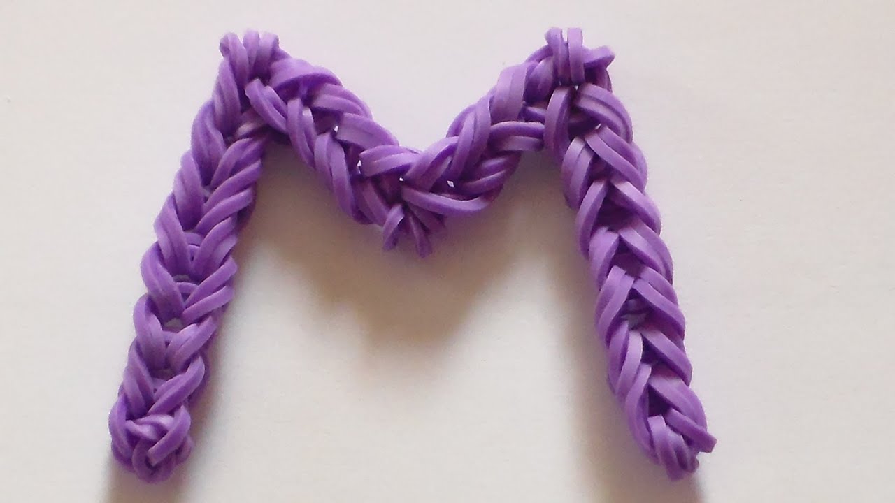 Letra M de Gomitas sin telar //Rainbow Loom
