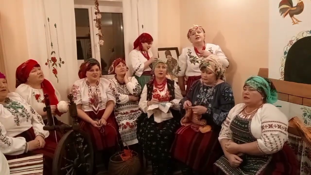 ДІВЧИНО - ГОЛУБКО