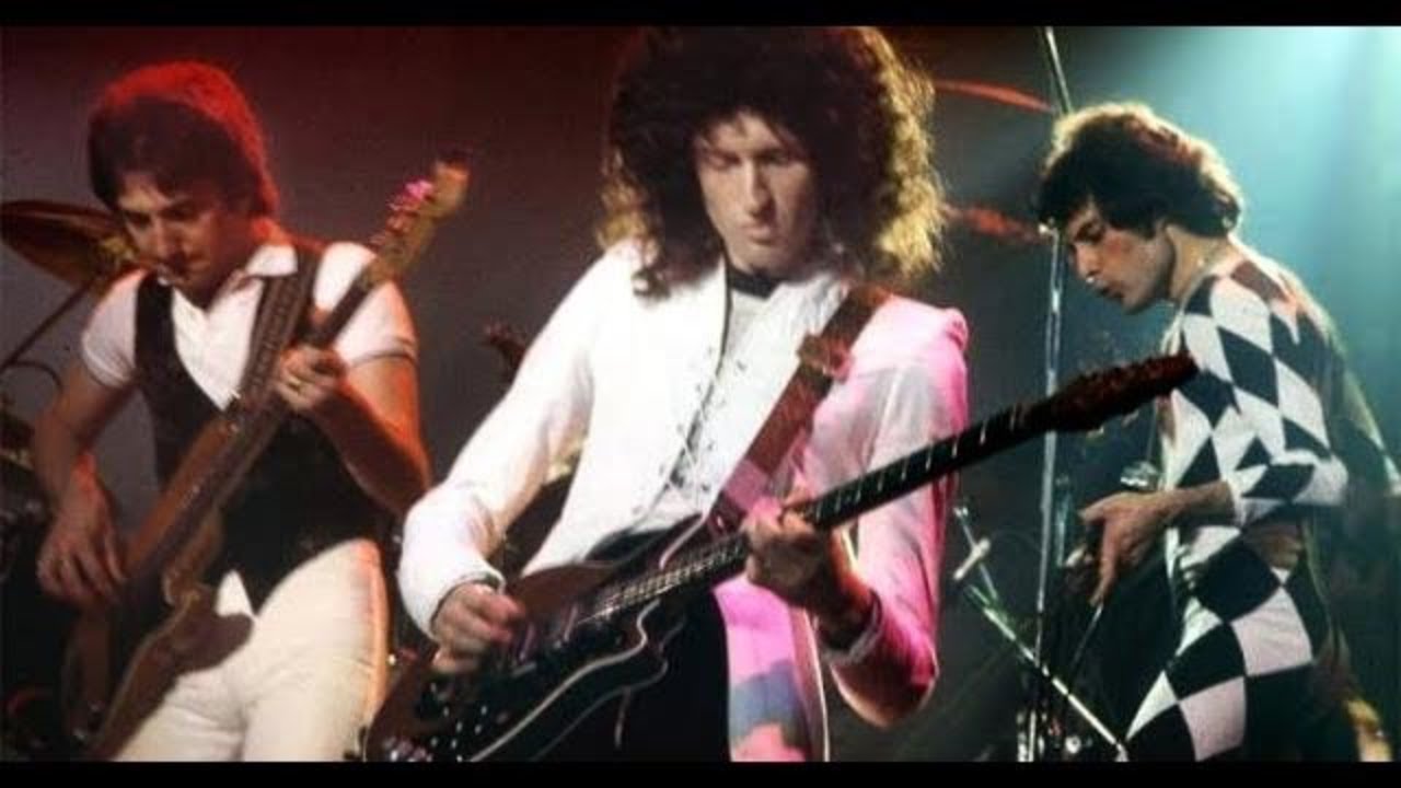 Queen Sucks - Your Favorite Band Sucks Podcast