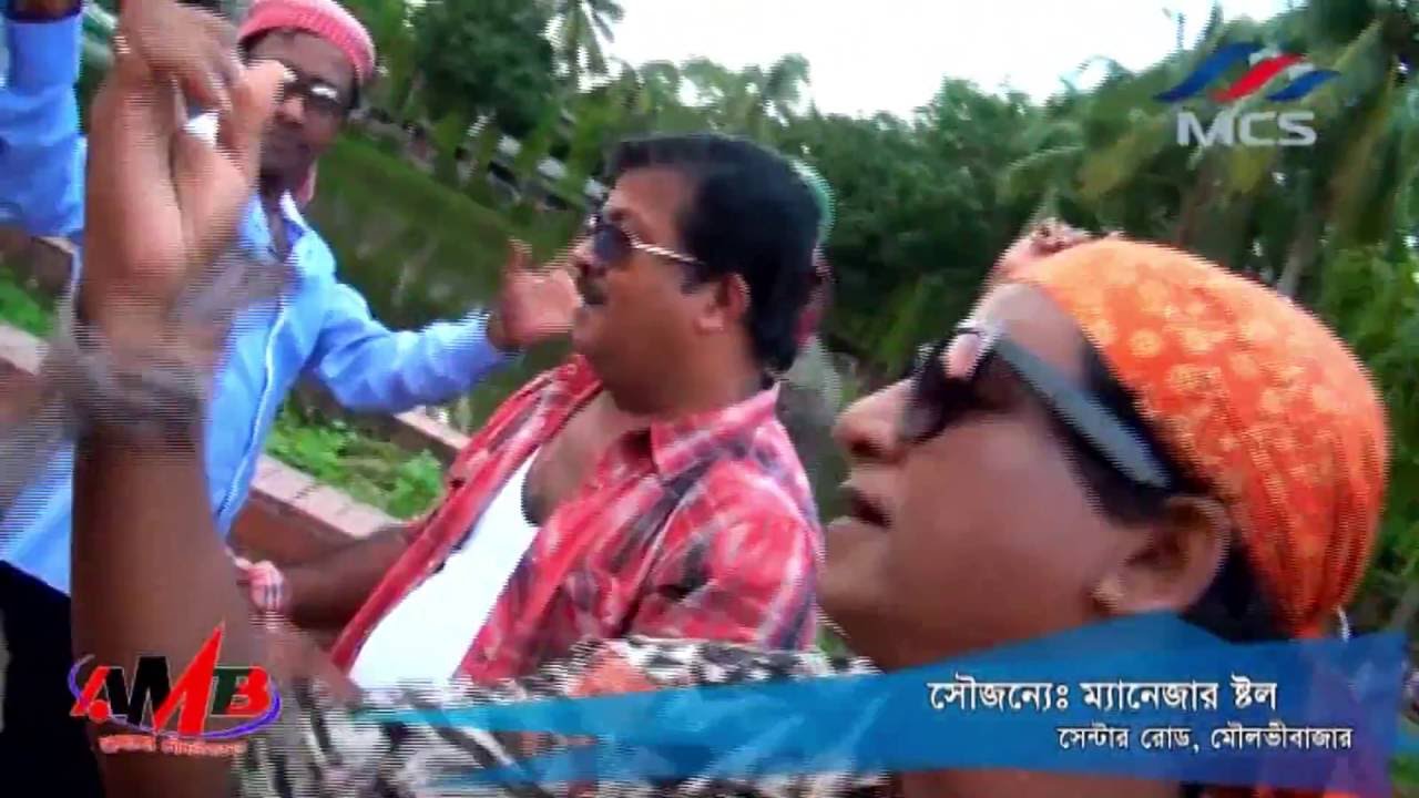 টিকাটুলির মোড়ে একটা হল রয়েছে, হলে নাকি এয়ারকন্ডিশন হয়েছে - ফানি, কমেডি, চরম হাসির