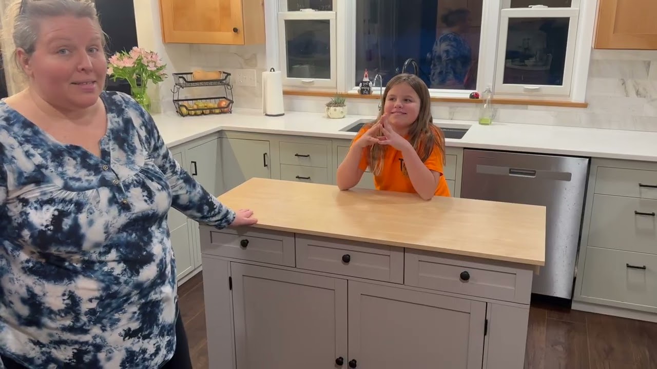 See set up and all the features of GarveeHome Rolling Kitchen Island with Drop Leaf Countertop!