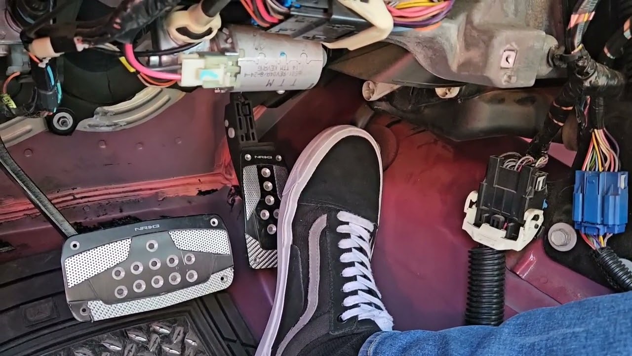 UPDATE: Roar Pedal Throttle Controller on Cadillac STS! (Long Term Review)