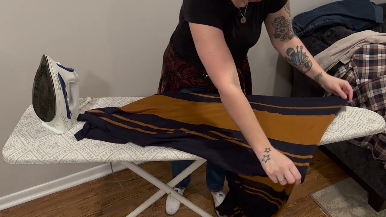 ASMR ~ IRONING {STEAM} SOUNDS ~ NO TALKING