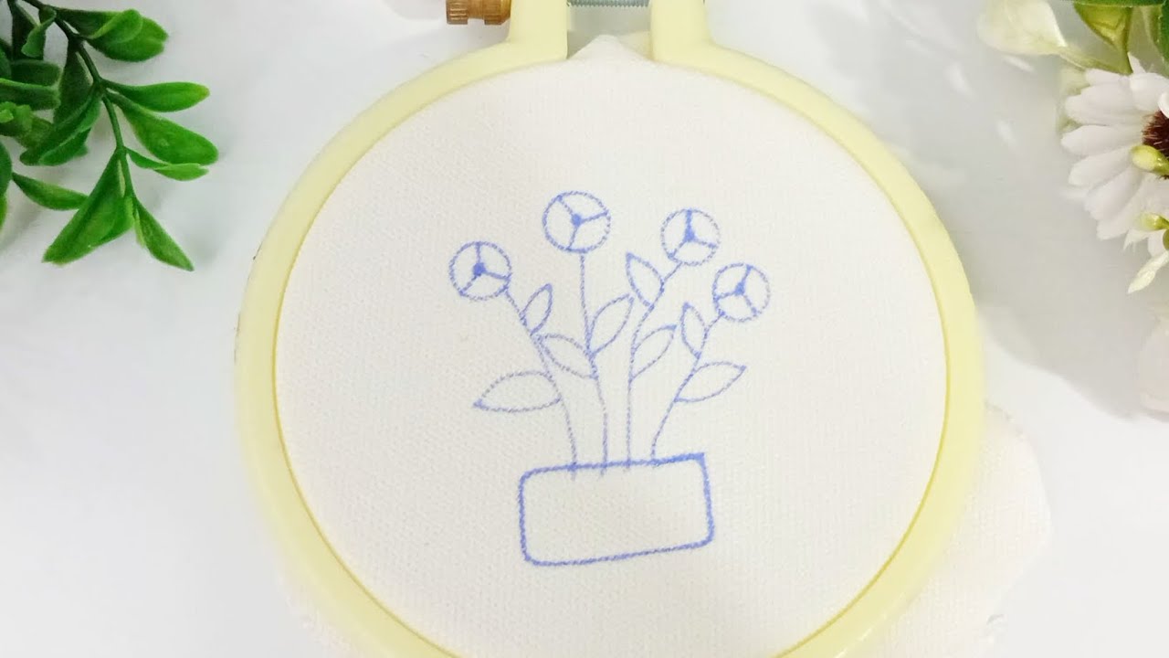 - “Very easy hand‑embroidered rose flower”- “A very easy hand embroidery rose”
