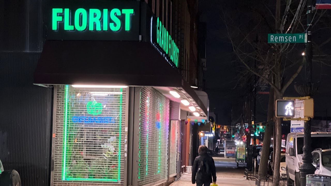 NYC LIVE Exploring Queens Sunday Night (January 12, 2025)
