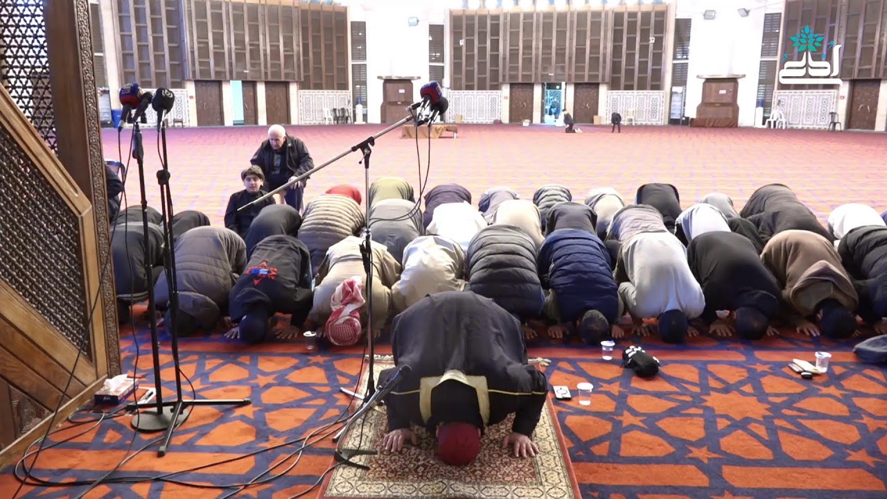 نقل صلاتي العشاء والتراويح من مسجد الملك المؤسس طيب الله ثراه في العاصمة عمان22-2-2026م.