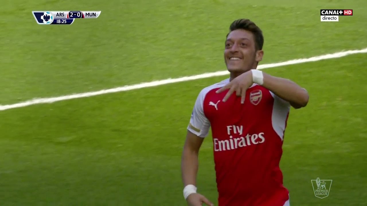 Mesut Özil vs Manchester United Home 15-16 HD 720p By iMesut11Özil