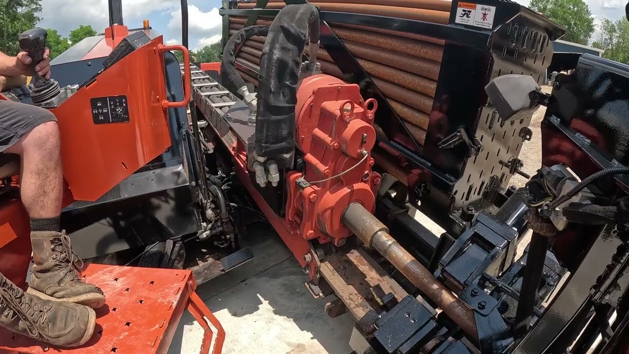 2014 Ditch Witch JT25 - Equipment Demonstration