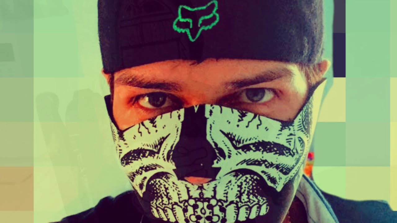 El de los Ojos Verdes | Kevin Brambila