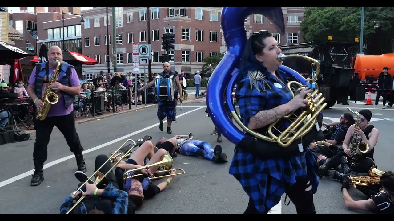 Chaotic Noise Marching Corps @ HONK!Fest 2023