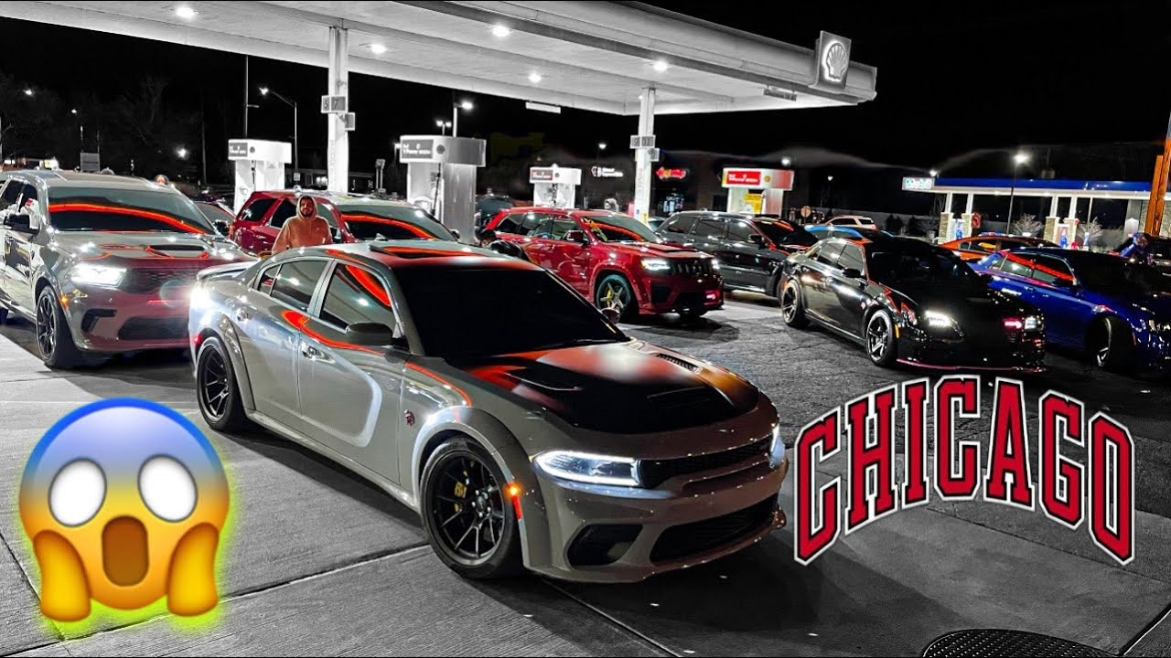 CHICAGO MOPAR TAKES OVER BETTENHAUSEN GARAGE CARSHOW 2023
