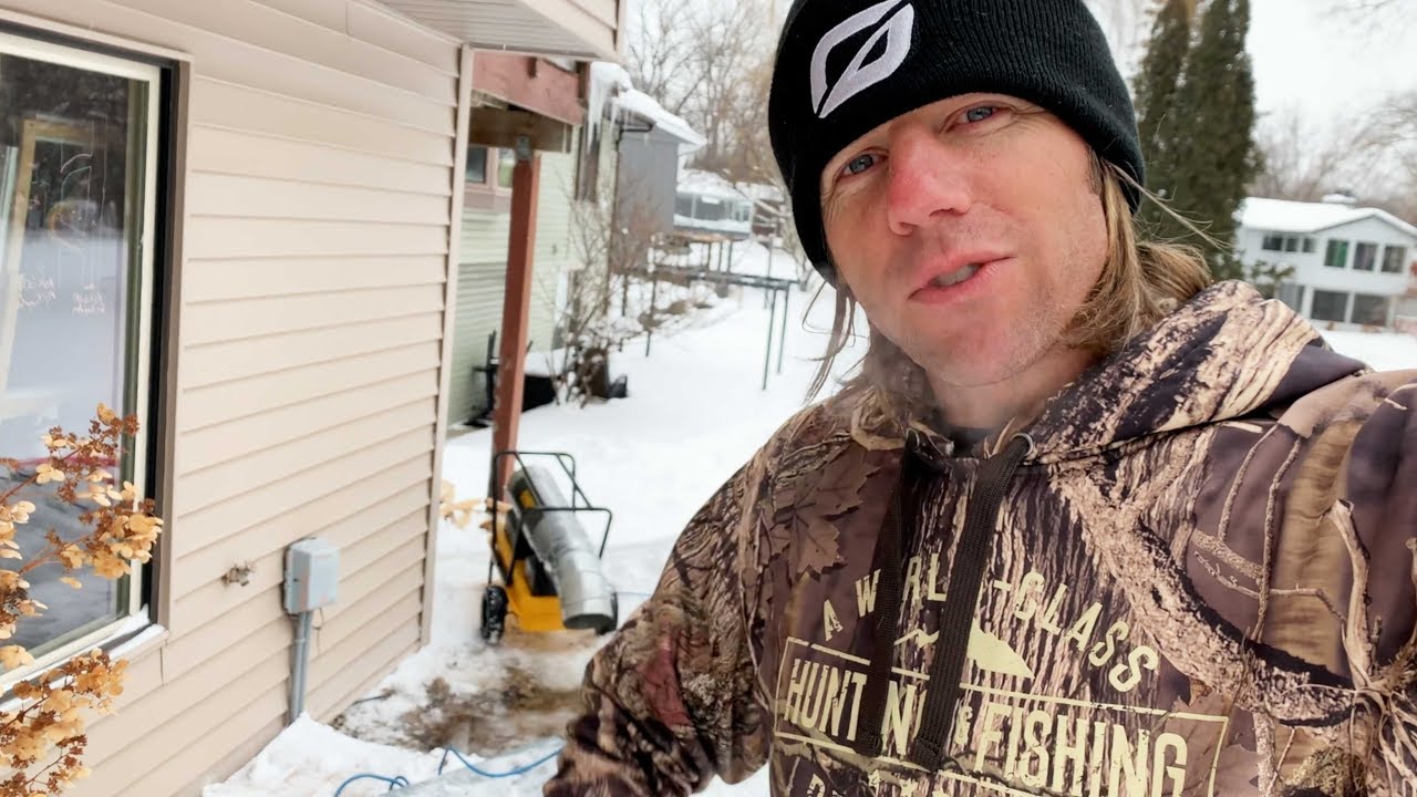 Family of 9 Survive Extreme Cold With No Heat