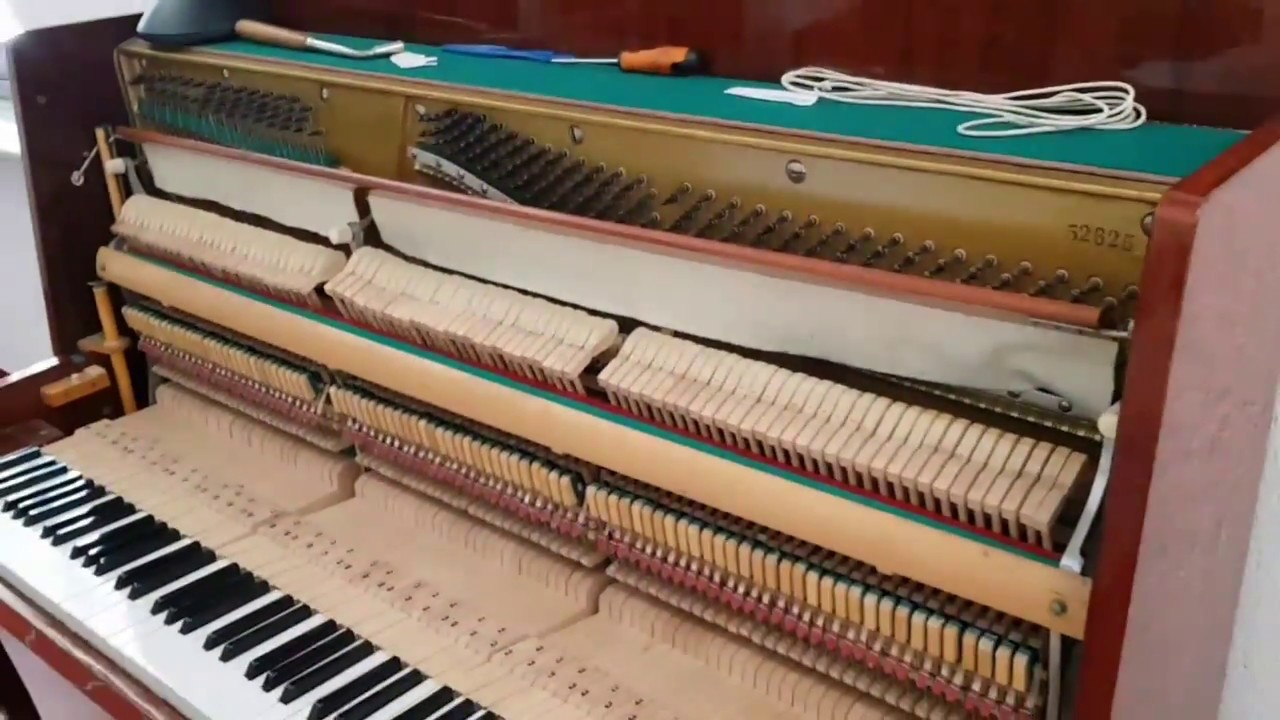Accordare il pianoforte. Fallo da solo! Piano tuning. Do it yourself!