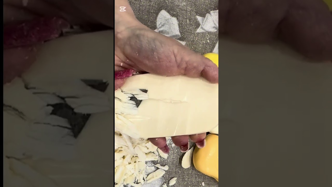 ASMRSOAP🔪🧼🫧#asmr #asmrsoap #asmrsounds #asmrvideo #soap #soapcutting #soapasmr #soapcarving #satisfy