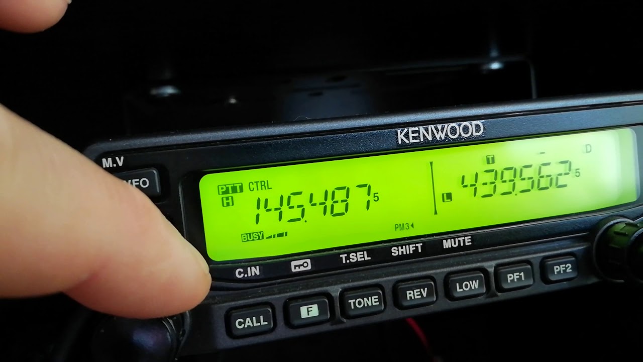 Zakł&oacute;cenia w paśmie amatorskim 144 MHz