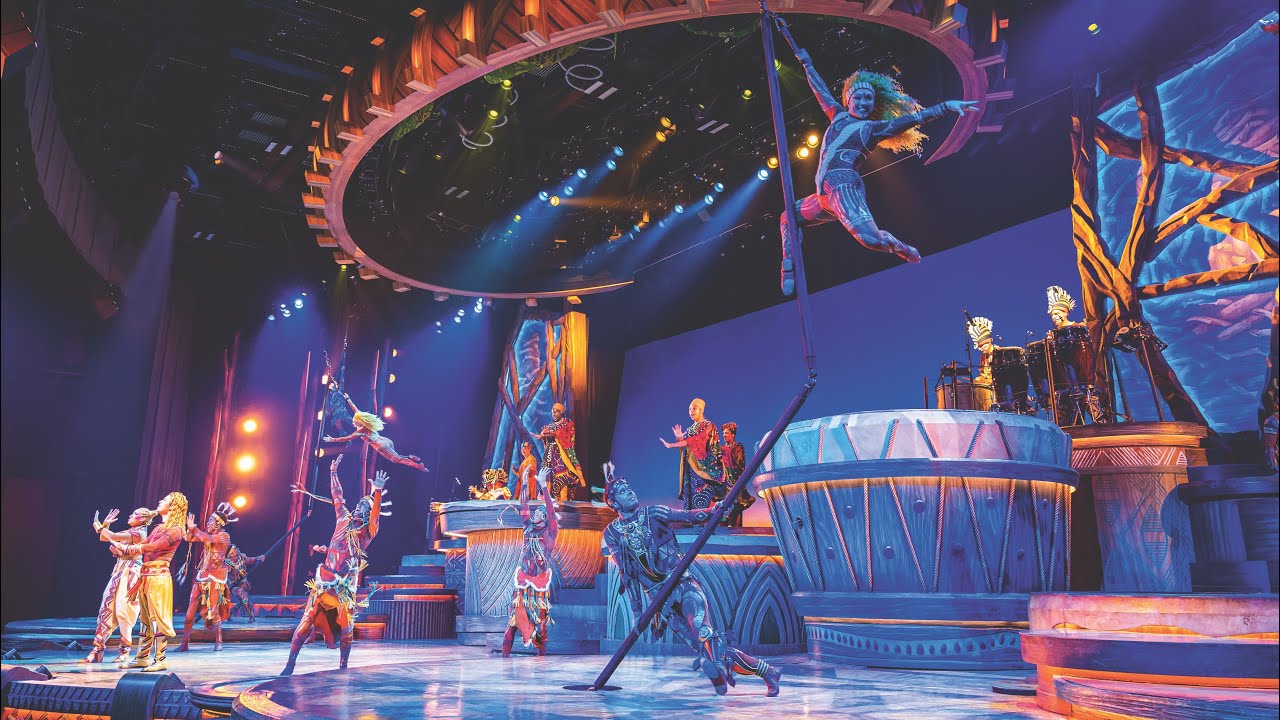 SPECTACLE DISNEYLAND PARIS ROI LION EN ENTIER #disneyland #spectacle #paris 
