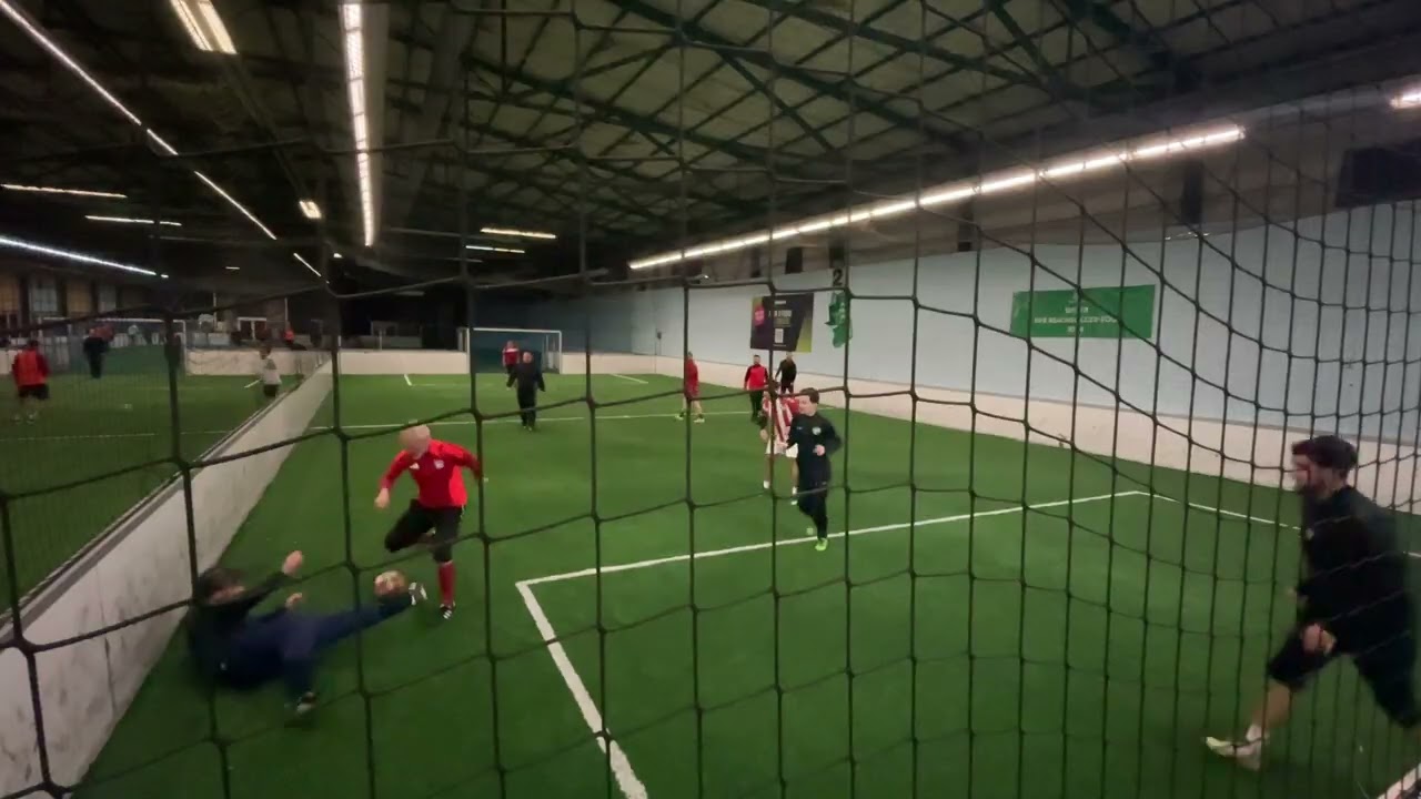 2. Spiel schwarz vs. rot