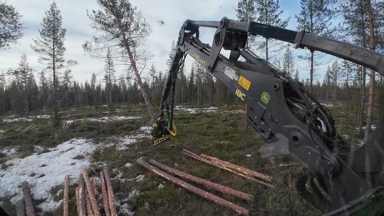 John Deere 1170G H413 #forestry #harvester #johndeere