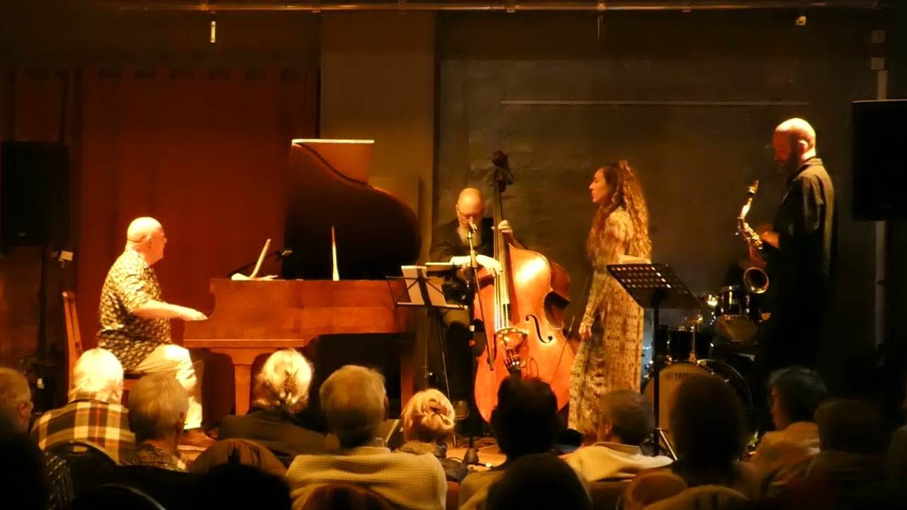 Desafinado . Antonio Carlos Jobim. Par Jean-Luc Pappi quartet et la chanteuse Dunja