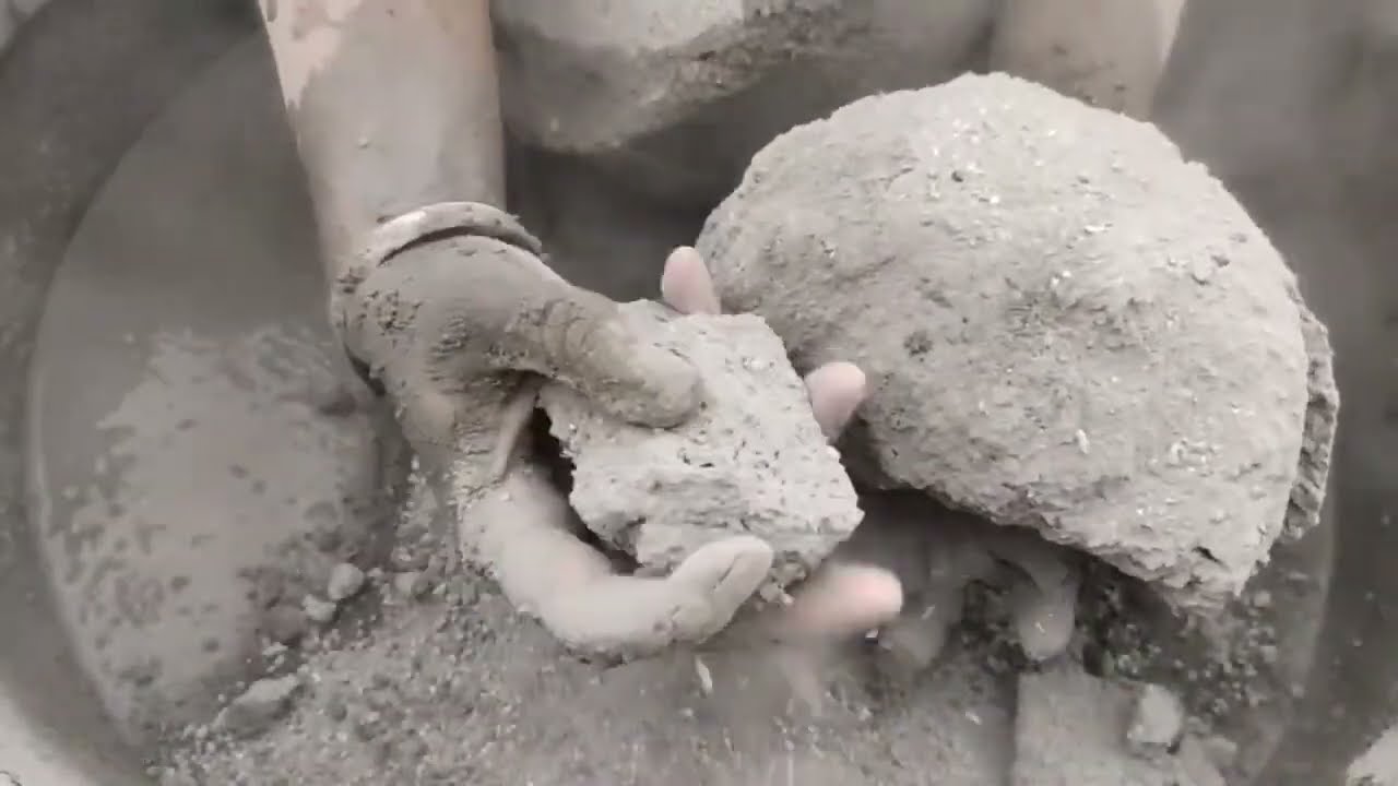 Asmr - full Dusty 🌪️ soft chunks Crumbling in water 💦💦