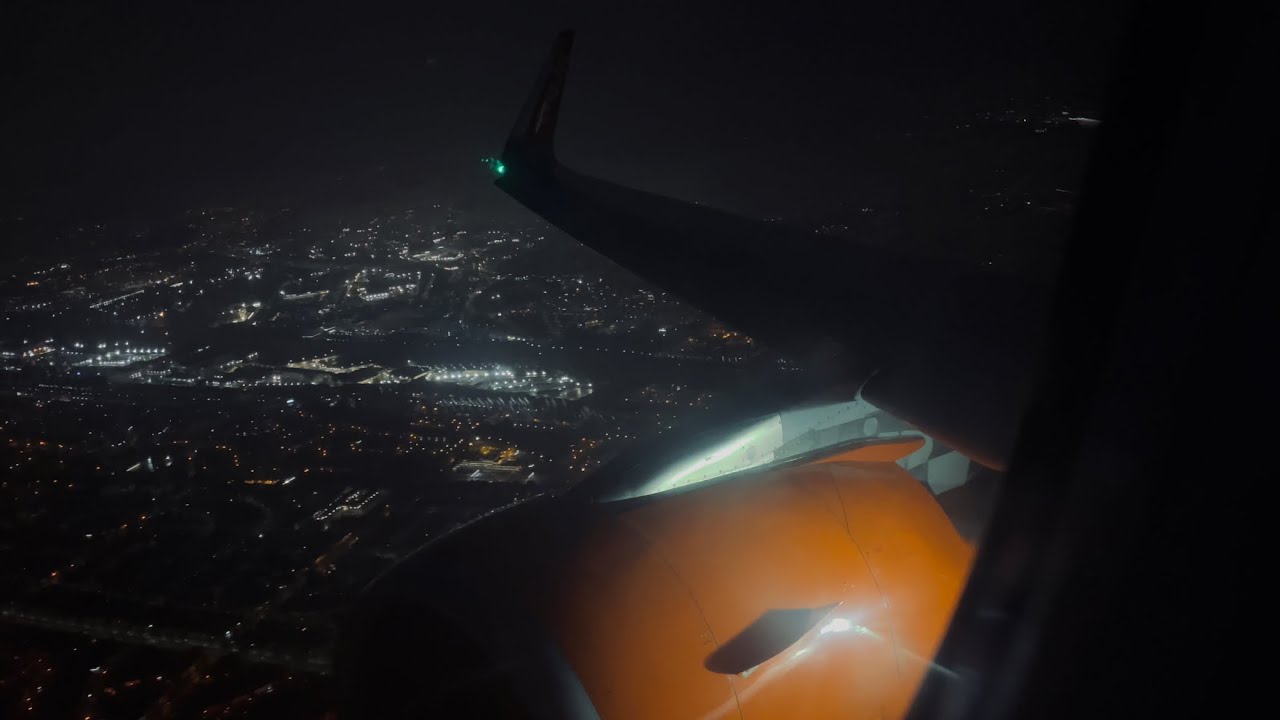 easyJet A320  Night Taxi and Take-Off Glasgow